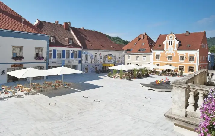 Umbriano Hauptplatz Kapfenberg Oesterreich 35457 045