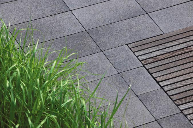 Umbriano Grauanthrazit gemasert