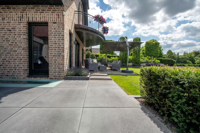 Umbriano Grauanthrazit gemasert