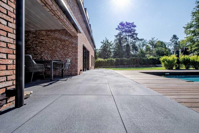 Umbriano Grauanthrazit gemasert